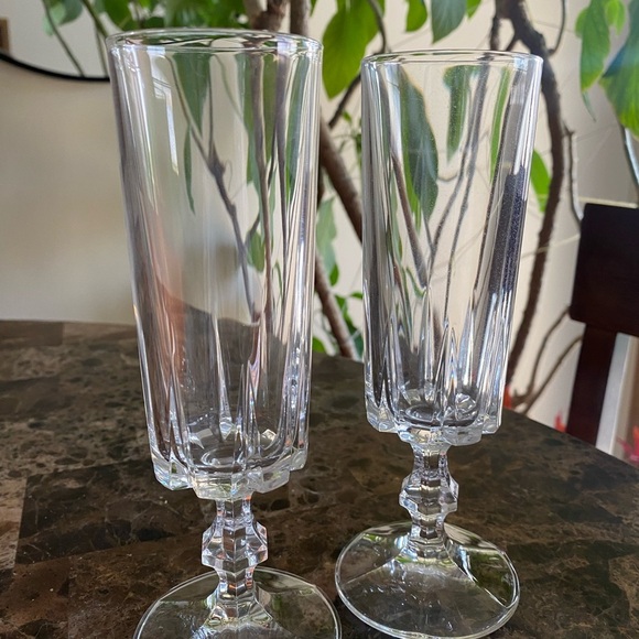 Crystal Champagne Flutes set of 2 - Picture 2 of 9